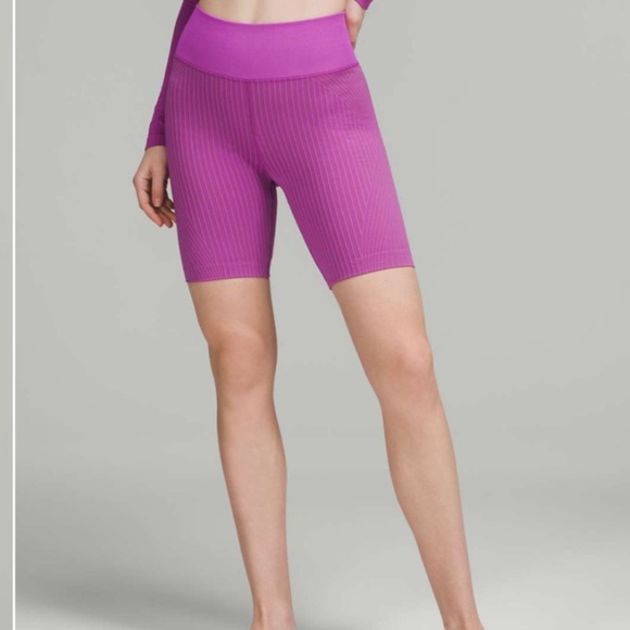 lululemon ebb to street ribbed high rise bike short 8 inch sz 6 - Picture 8 of 9
